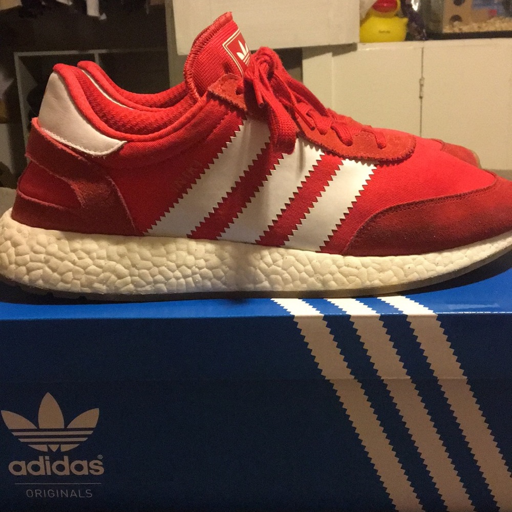 Adidas Iniki